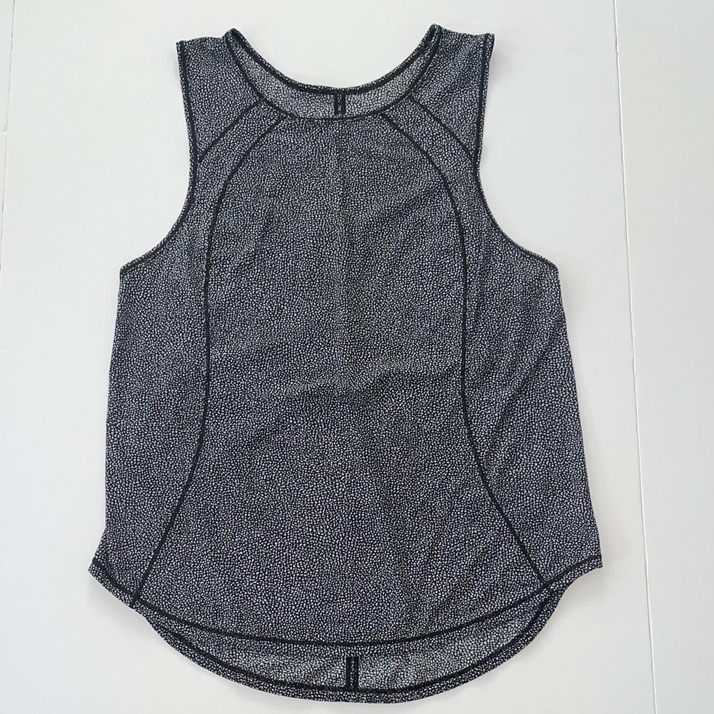Lululemon Tank Top | 6 b&w pattern - Picture 9 of 13